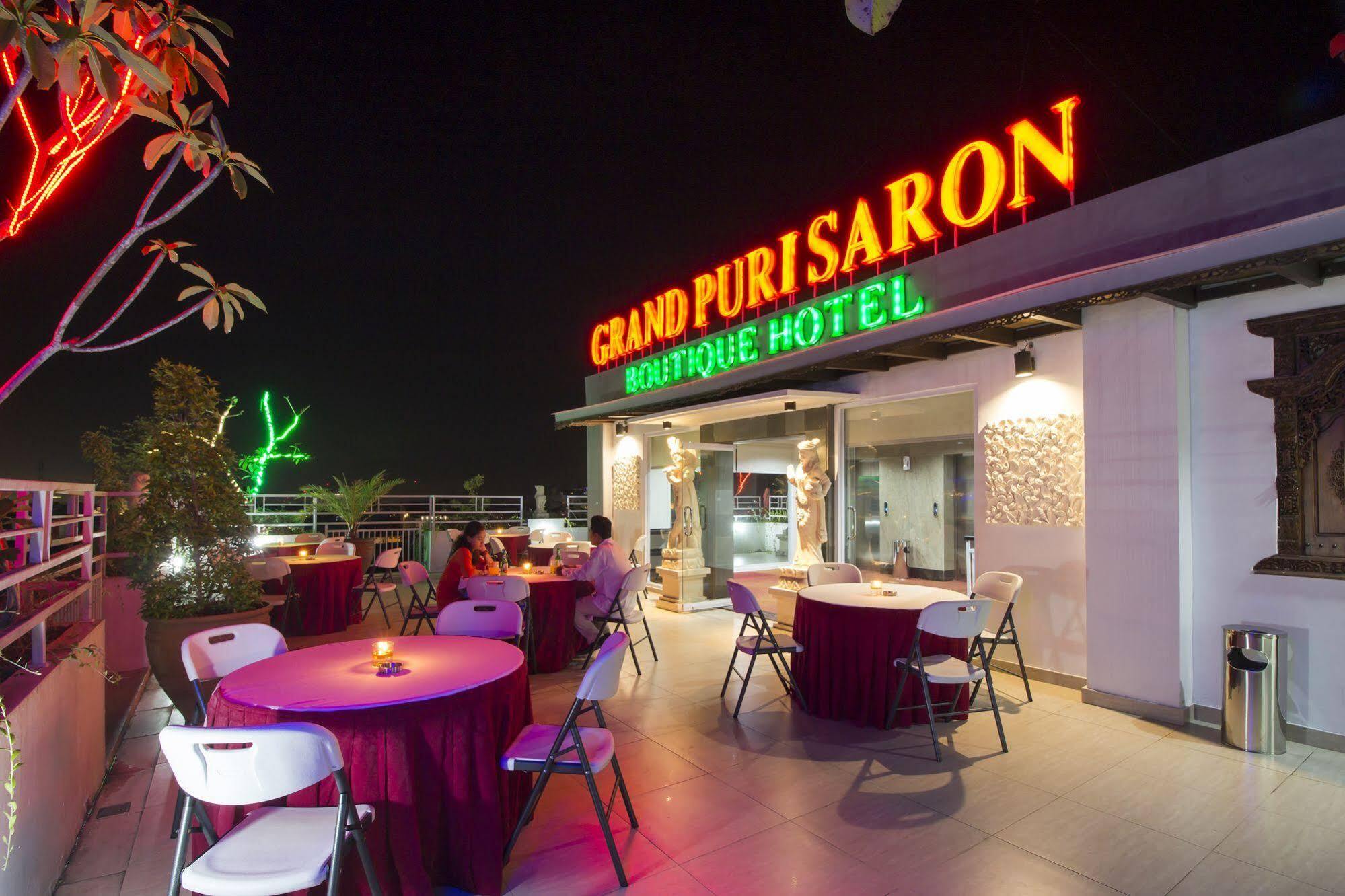 Grand Puri Saron Hotel Malioboro Yogyakarta Eksteriør billede
